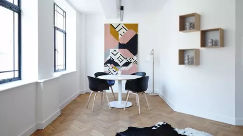huddle_room_end_of_hall